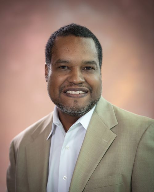 Weatherspoon headshot