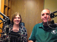 Kathryn Reed and Kraig Ehm sit and talk.