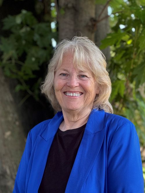 Nancy Victorson Headshot