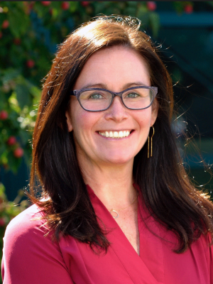 Headshot-KimDodd.png