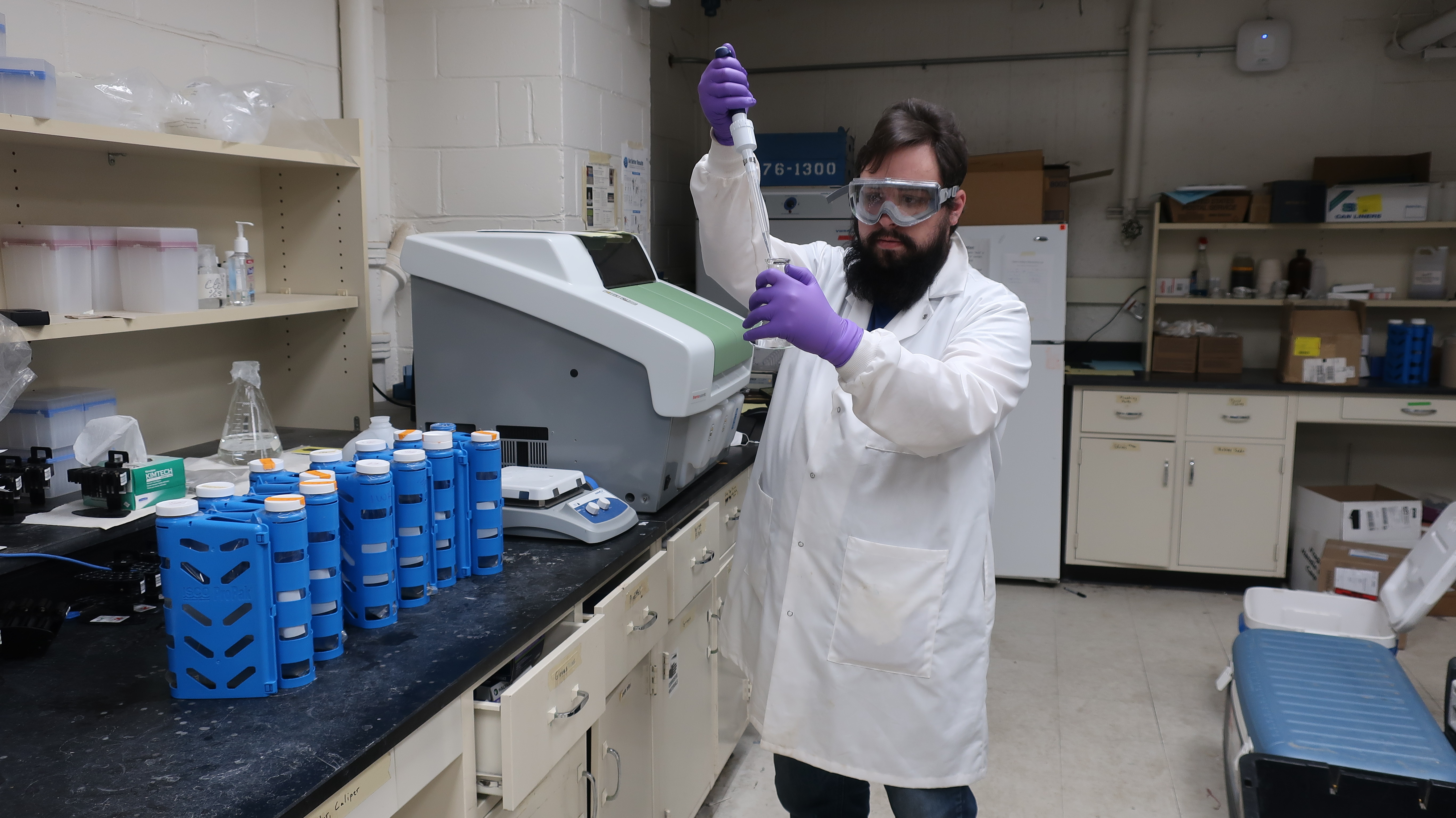 Photo of the Laboratory Technologist